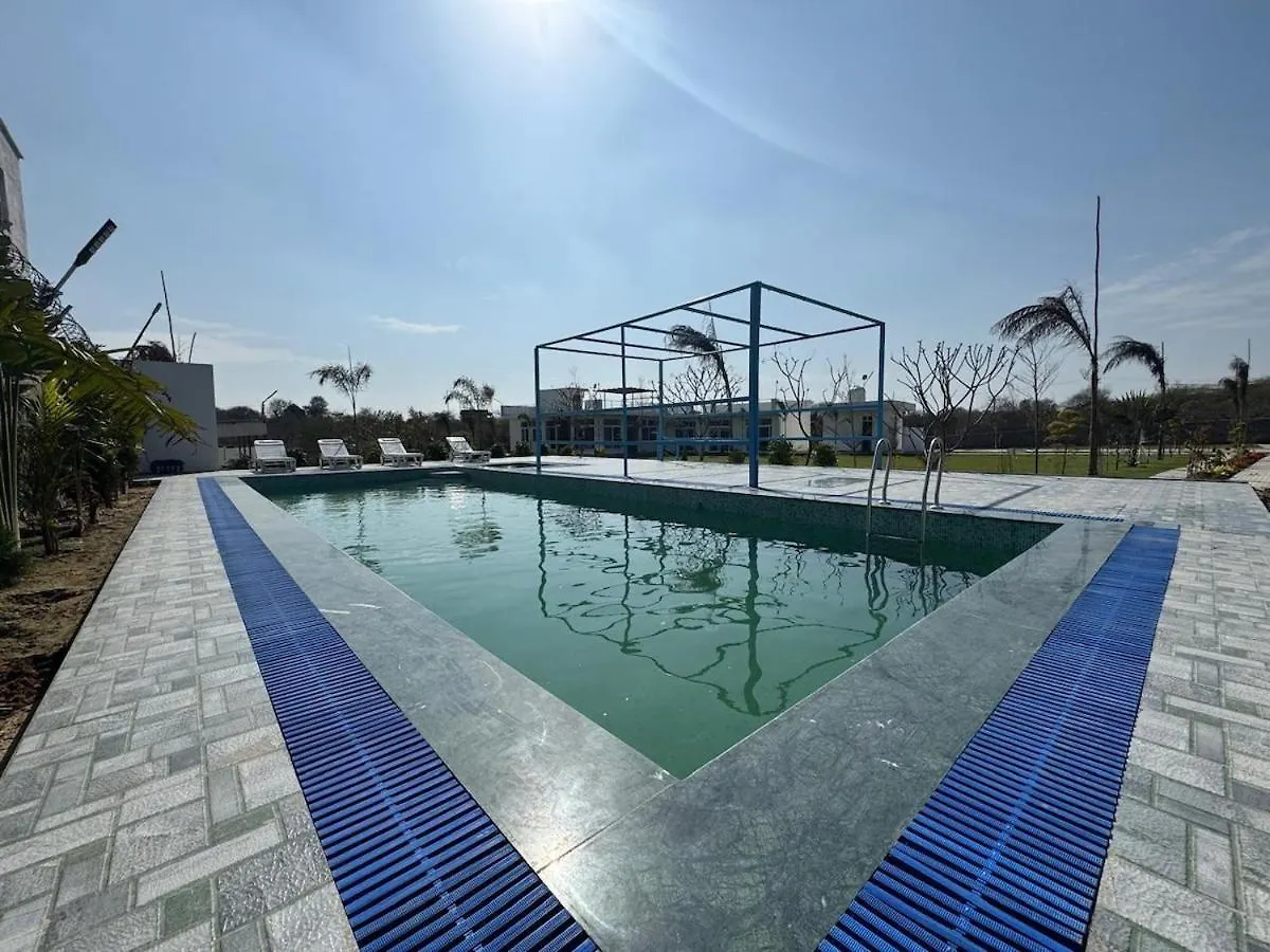 Alojamento de Turismo Rural Galaxy Aravali Farm Vila Gurgaon